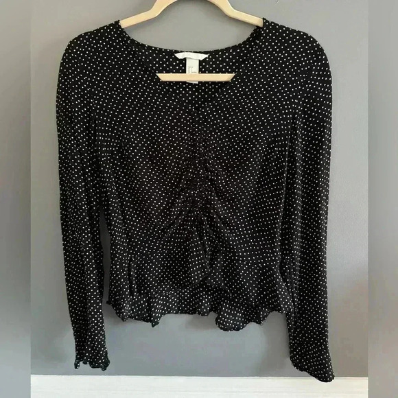 Polka dot top - Picture 1 of 3